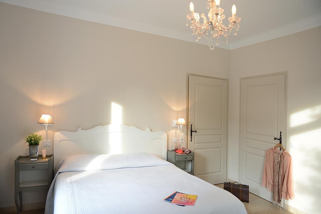 Hotel Du Soleil Et Spa Saint-Rémy-de-Provence Rom bilde